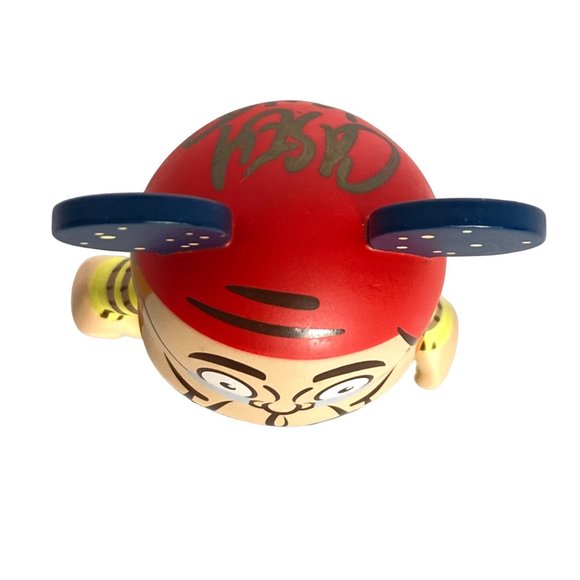 Disney Vinylmation MAN IN THE WELL Pirates Caribbean Series 1 Signed 3in Figure - Picture 6 of 9